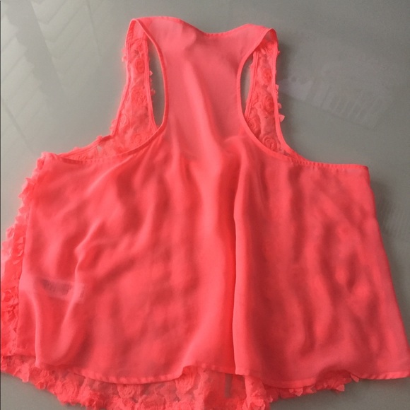 Top - Picture 4 of 4